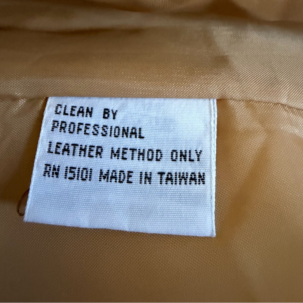 Vintage Sherpa Western Vest Suede Trim Made In Taiwan Size Small - Picture 5 of 8